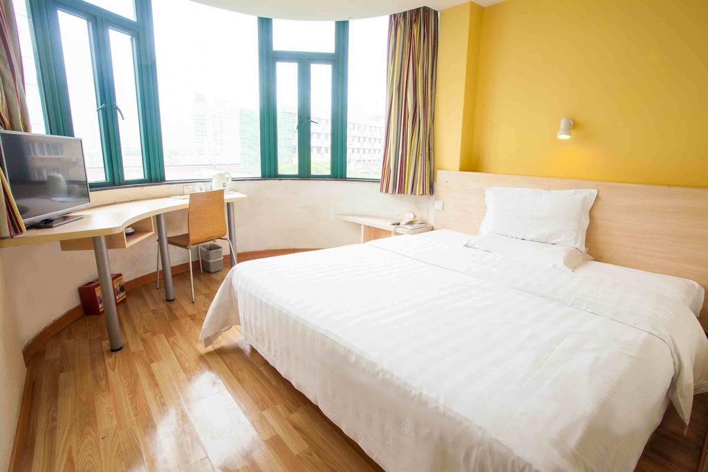 7Days Inn Xiamen Lotus Square Branch Jiangtouzhen Kamer foto